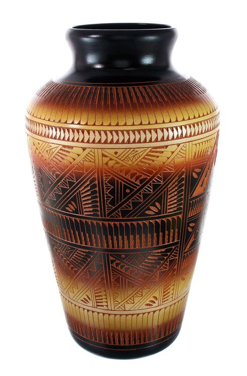 Navajo Indian Hand Crafted Pot By Artist Diane Aragon Laguna Pueblo NN20037